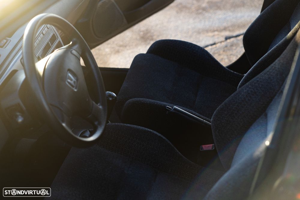 Honda Civic 1.6 VTi - 42