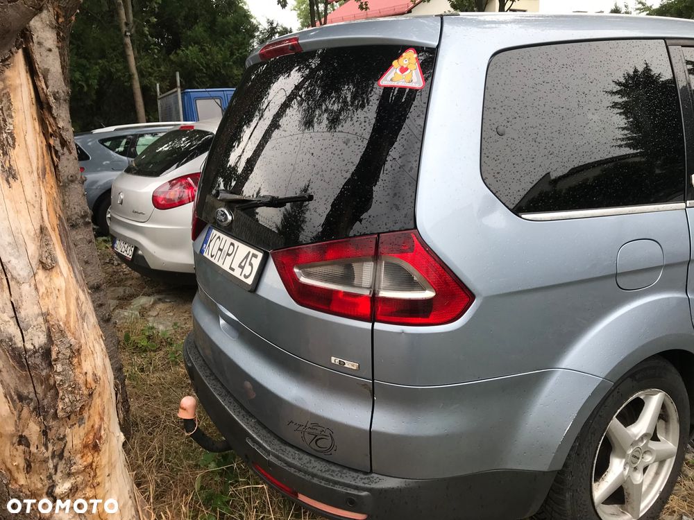 Ford Galaxy - 4
