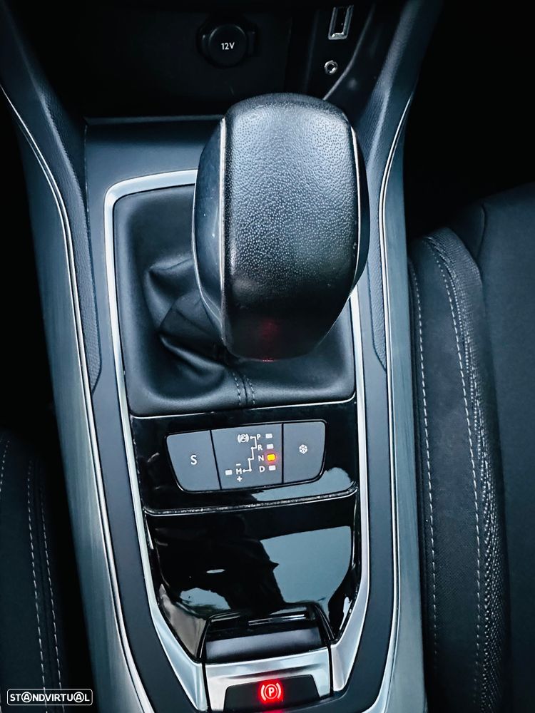 Peugeot 308 1.6 BlueHDi Allure J17 EAT6 - 12