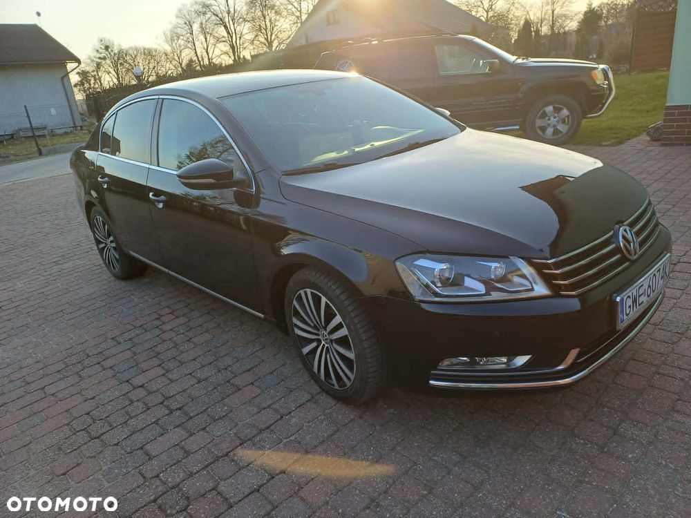Volkswagen Passat 2.0 TDI Highline DSG - 21