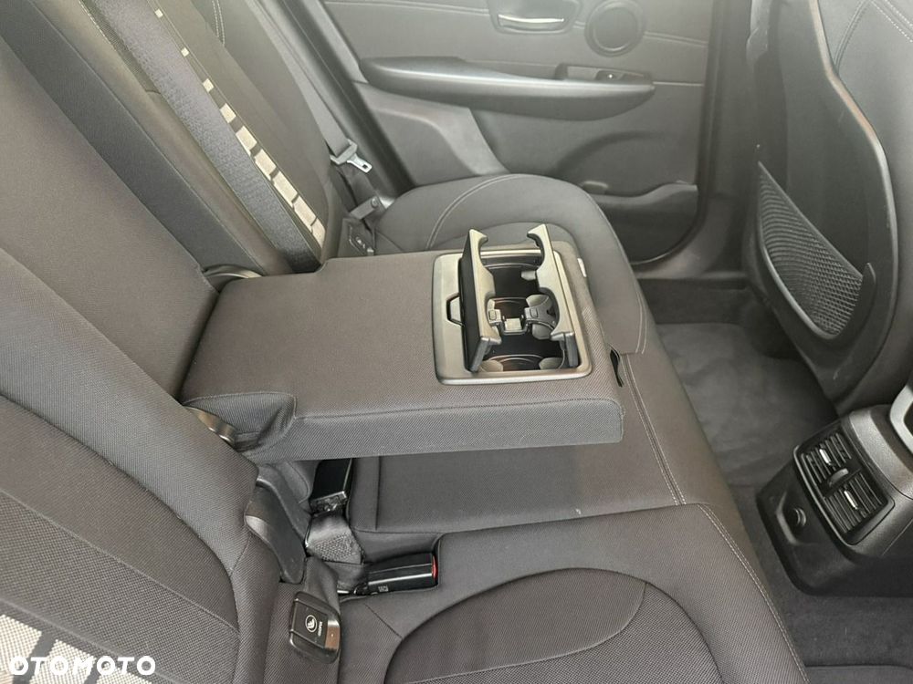 BMW Seria 2 - 17