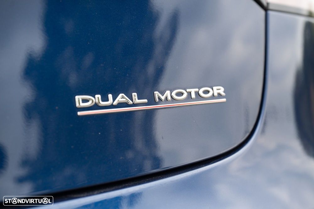 Tesla Model 3 Performance Dual Motor AWD - 29