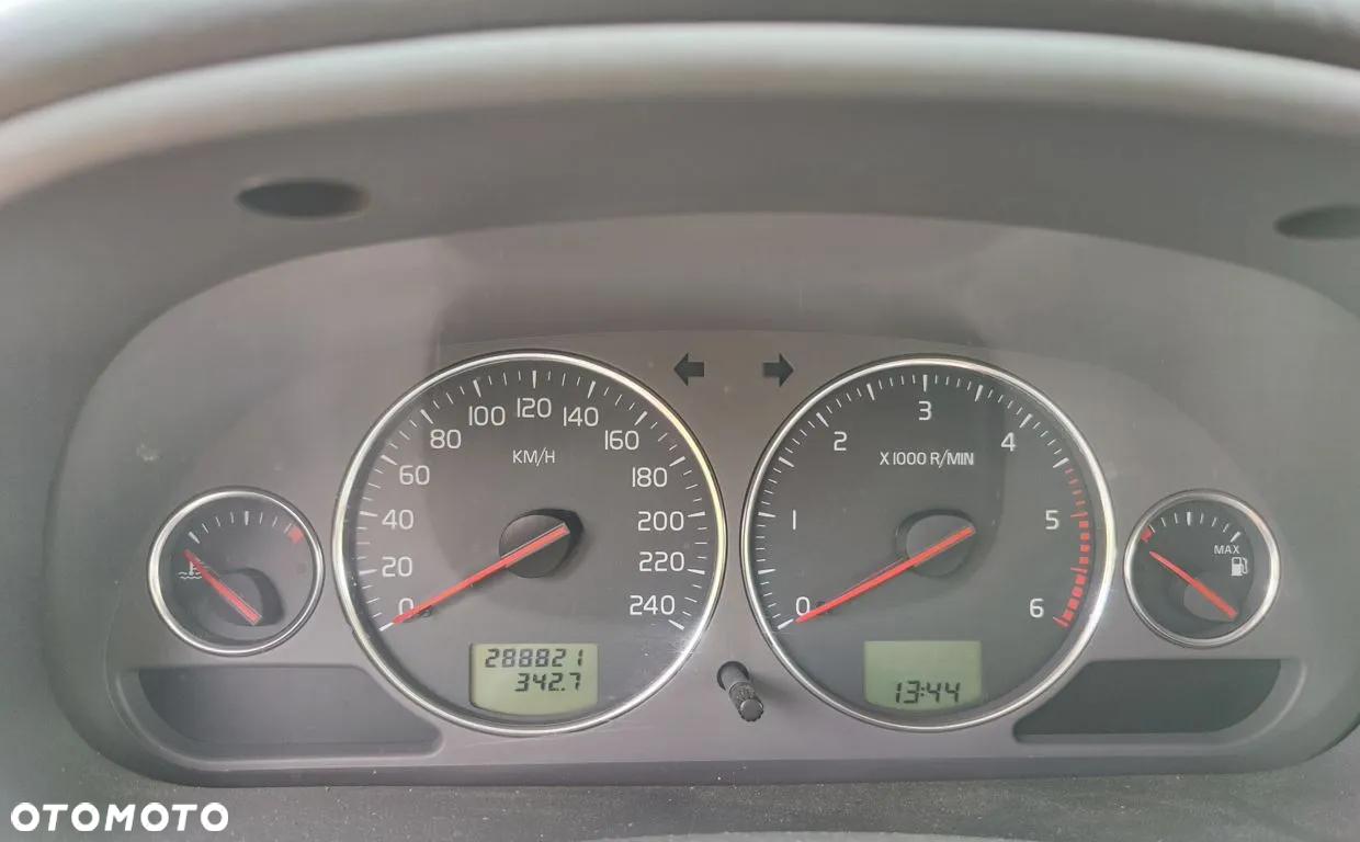 Volvo V40 - 4