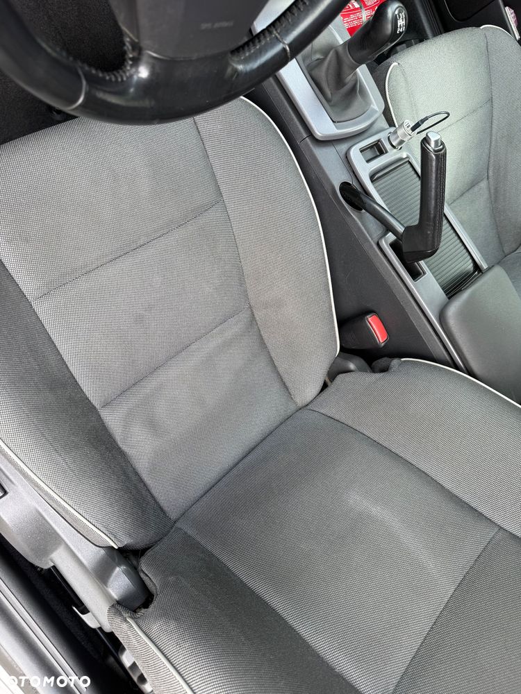 Volvo C30 1.6D - 12