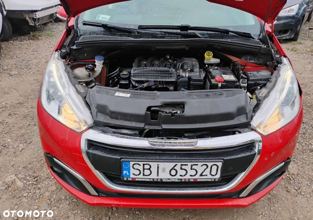 Peugeot 208 - 6