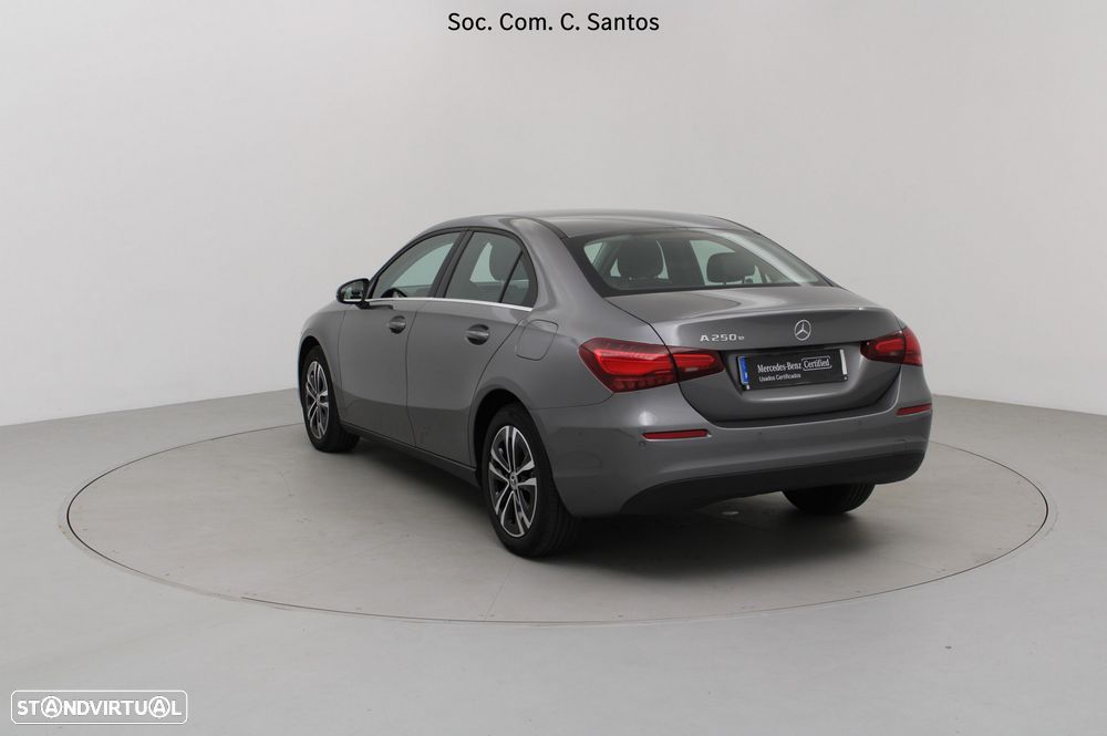 Mercedes-Benz A 250 Limousine e - 8