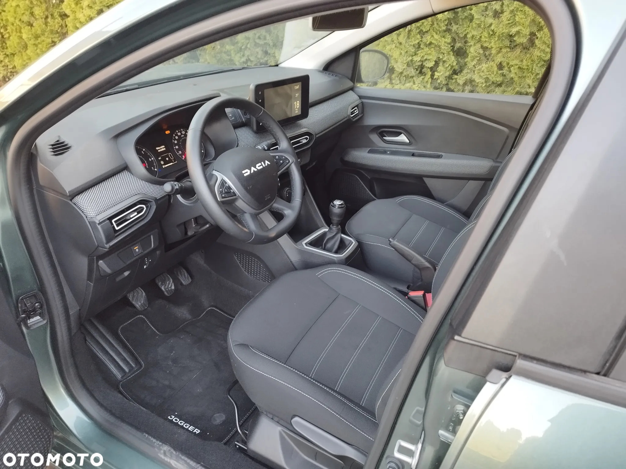 Dacia Jogger TCe 110 (7-Sitzer) Expression - 10
