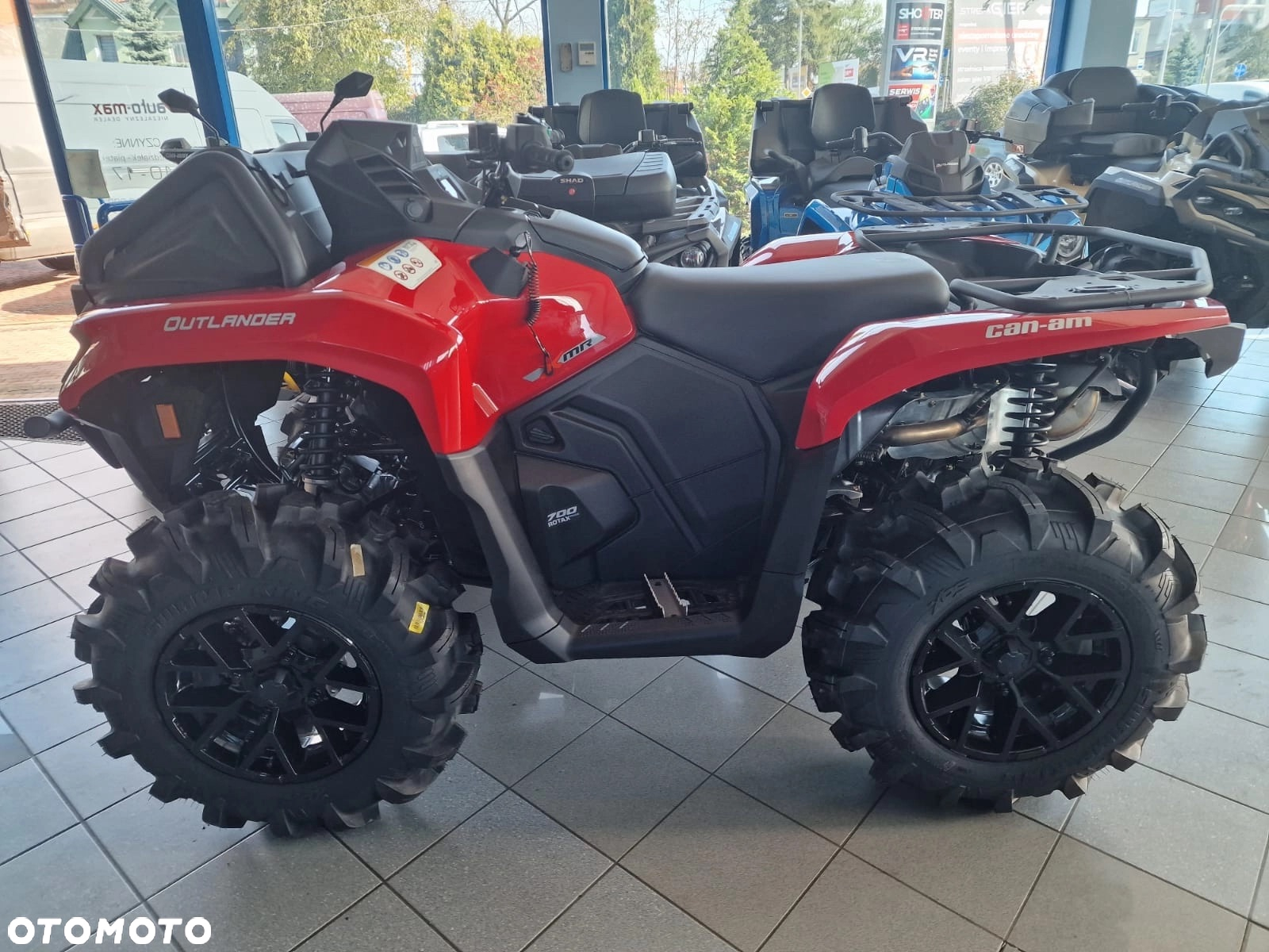 Can-Am Outlander - 8