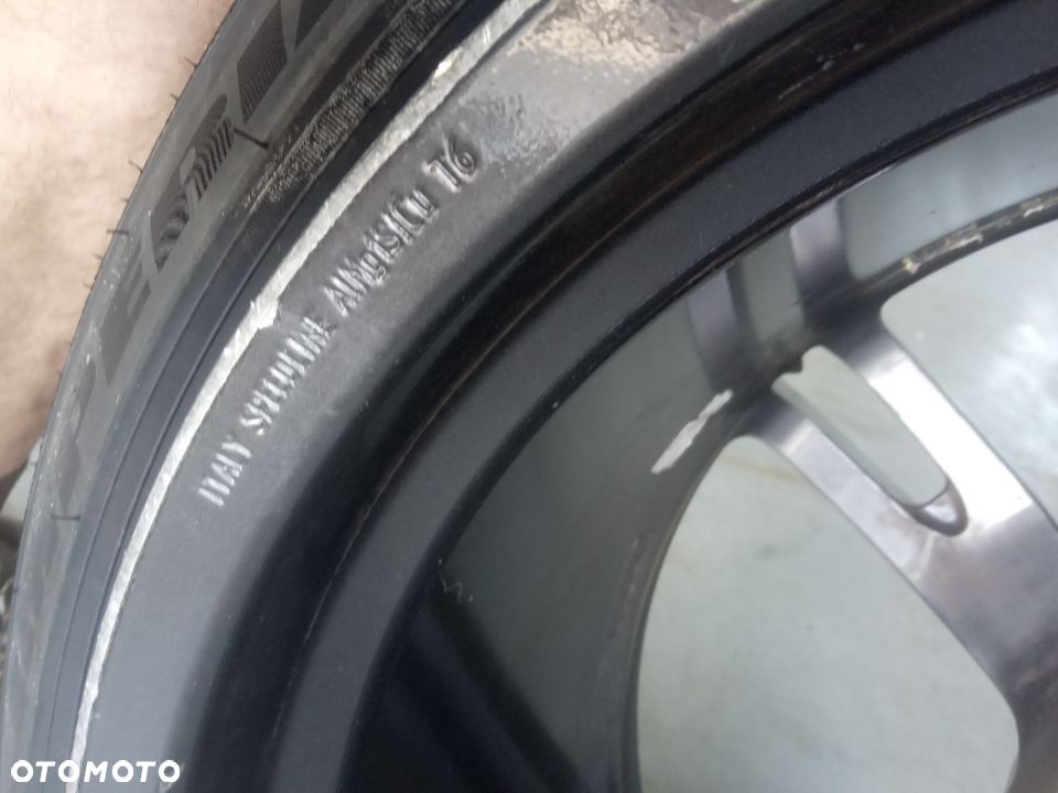 Maserati Granturismo Felga 20 cali 10.5J et 37.6 Speedline - 4