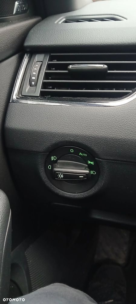 Skoda Octavia 2.0 TDI RS - 22