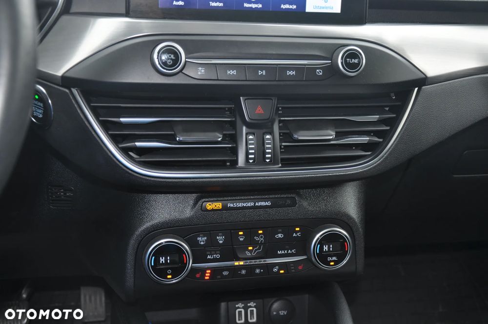 Ford Focus - 11