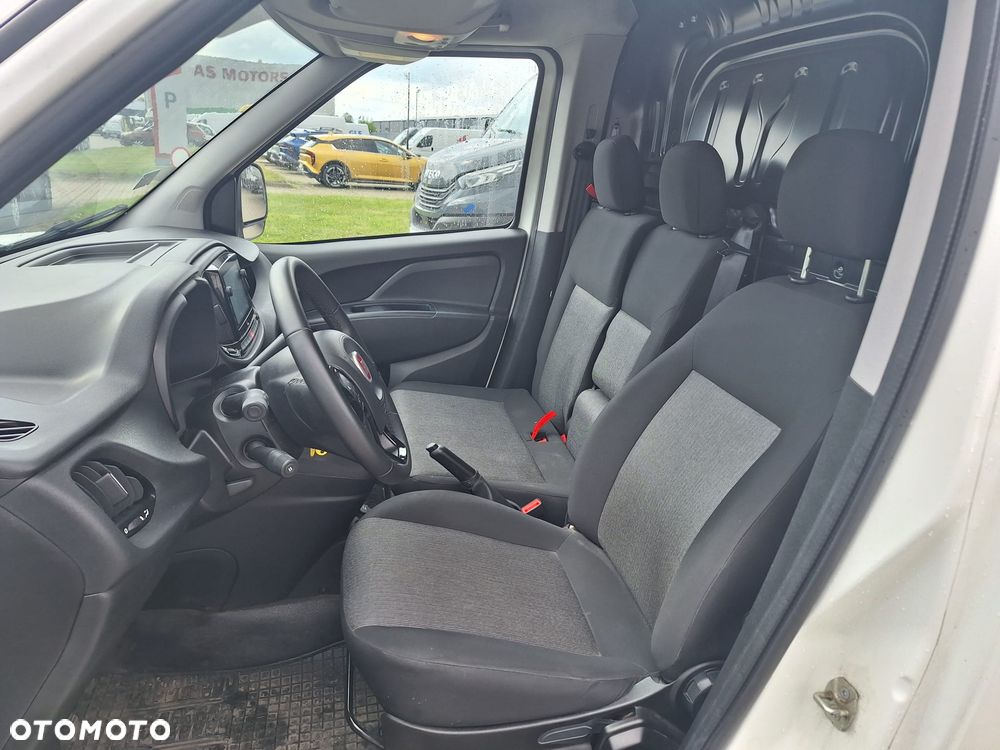 Fiat Doblo Maxi diesel 1,6 105KM blaszak 3 osobowy Krajowy FV23% - 19