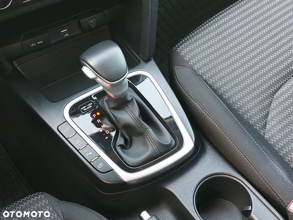 Kia XCeed 1.5 T-GDI M DCT - 11