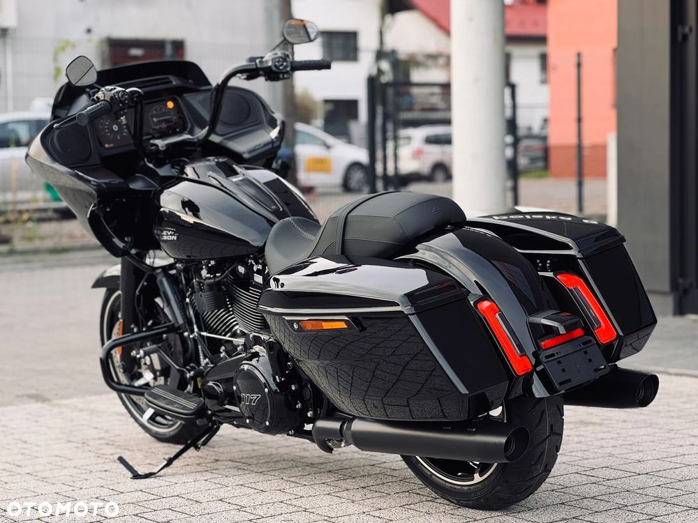Harley-Davidson Touring Road Glide - 17