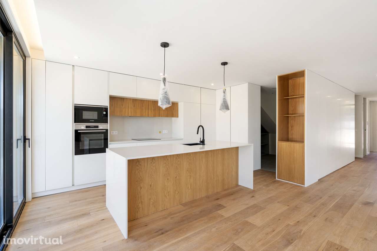 Moradia T3 de Luxo com 3 Suítes, Escritório e Piscina - Grande imagem: 4/31