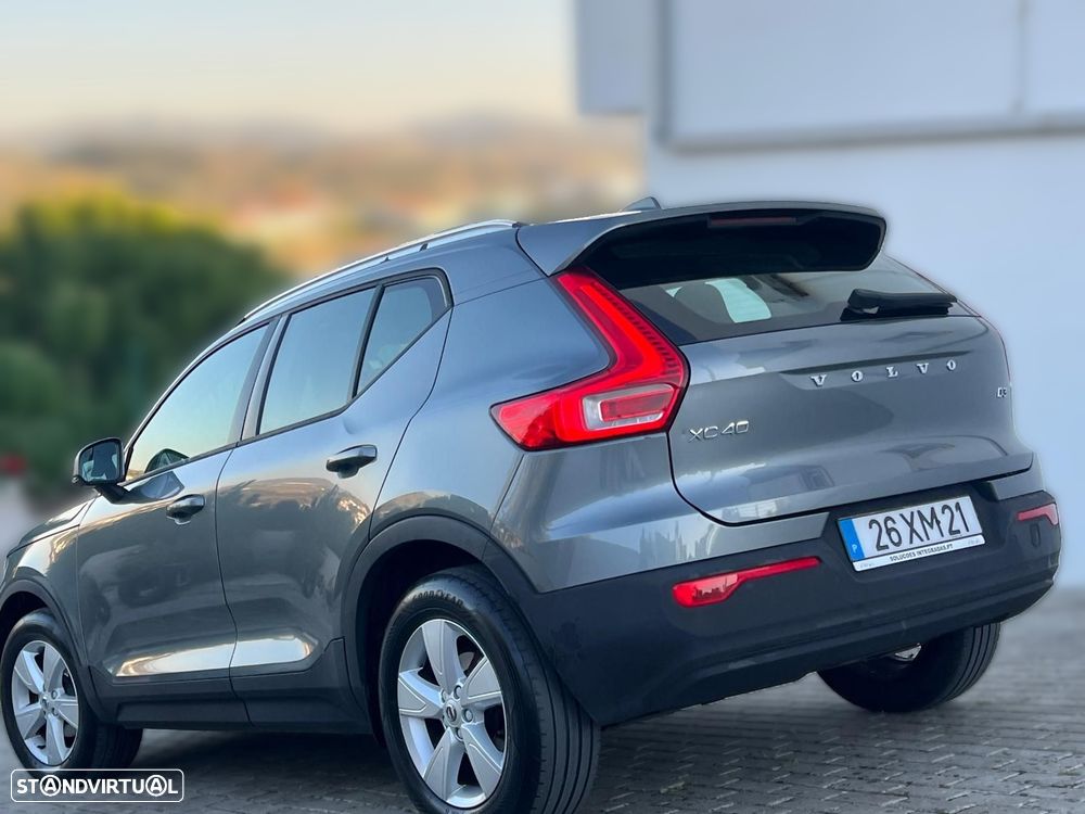 Volvo XC 40 2.0 D3 Momentum - 37