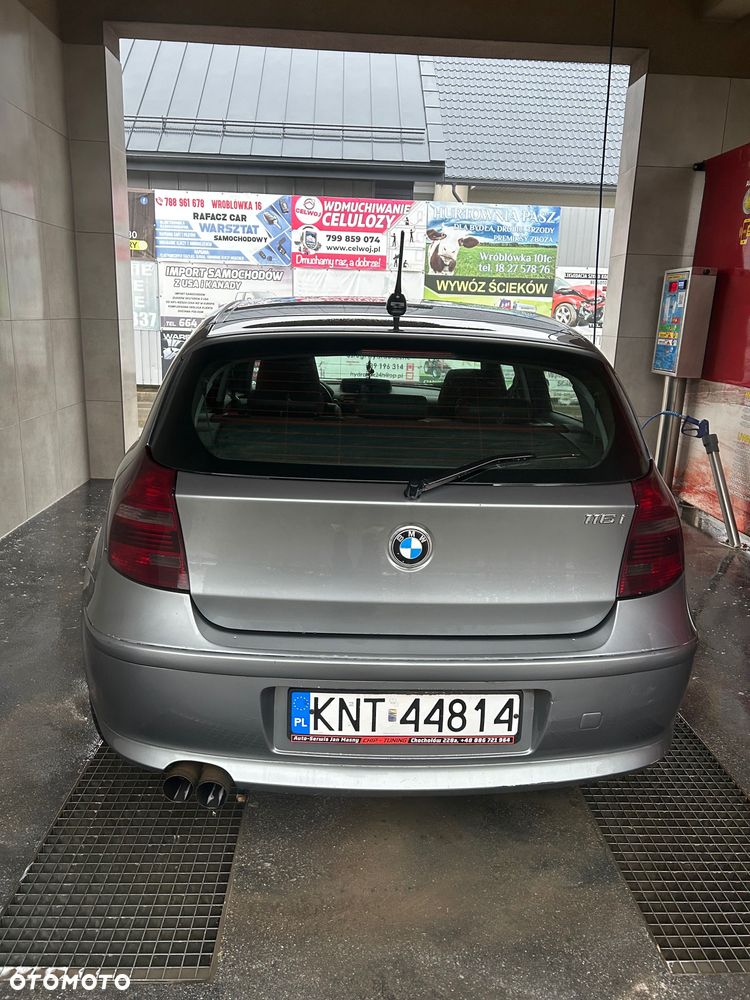 BMW Seria 1 - 2