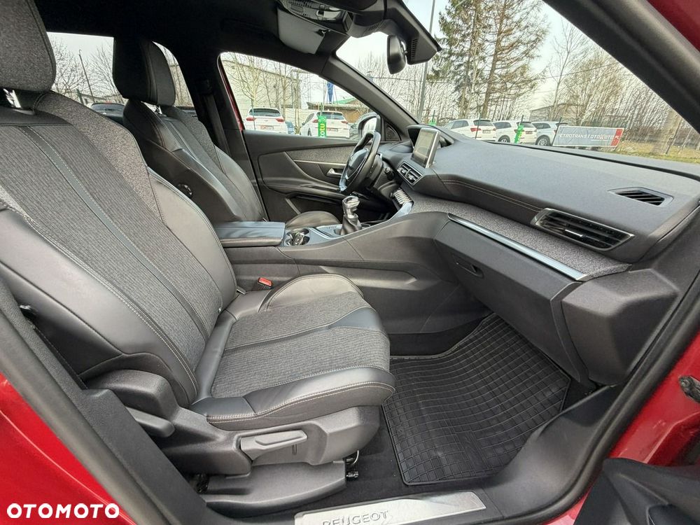 Peugeot 3008 PureTech 130 Stop & Start GPF Allure Pack - 37