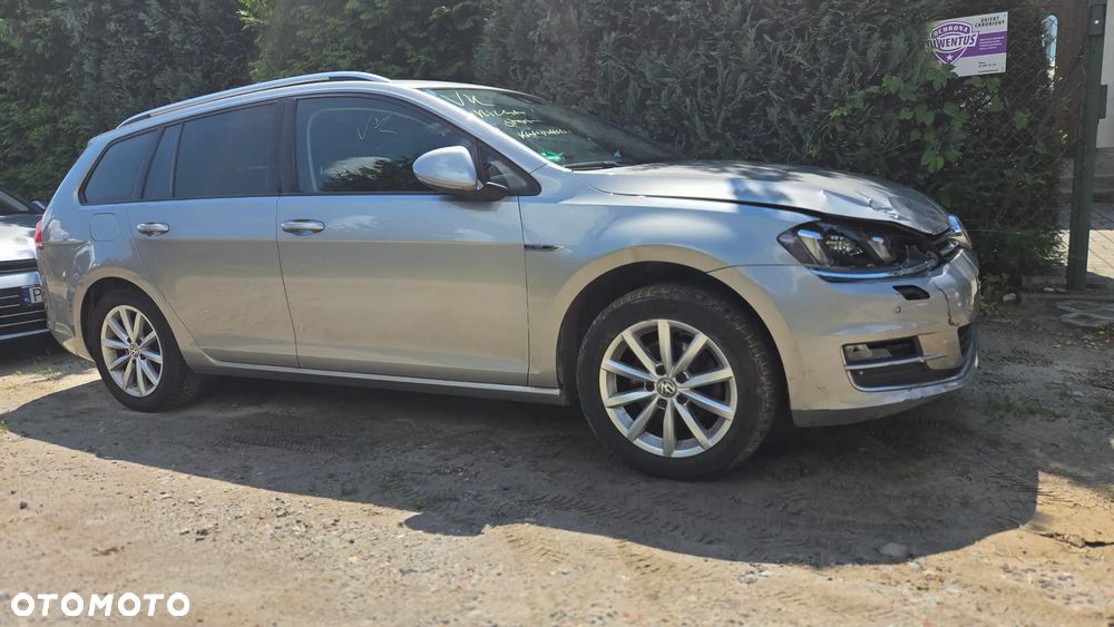 Volkswagen Golf 2.0 BlueTDI Comfortline - 8