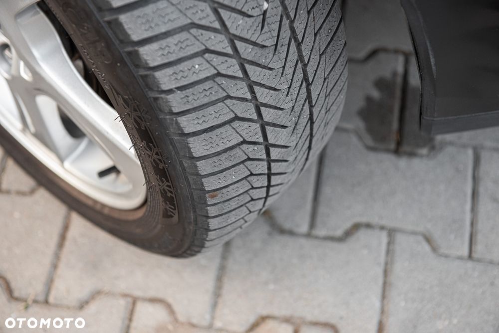 Volvo V50 T5 AWD Momentum - 27