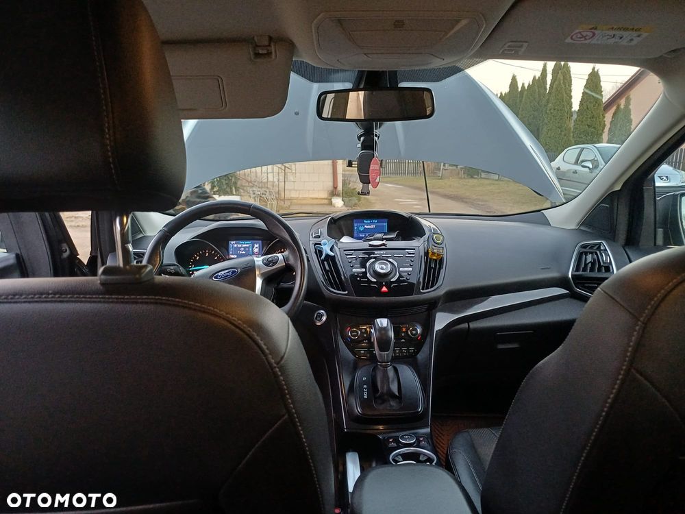 Ford Kuga - 17