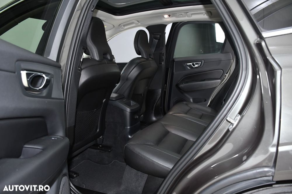 Volvo XC 60 - 23