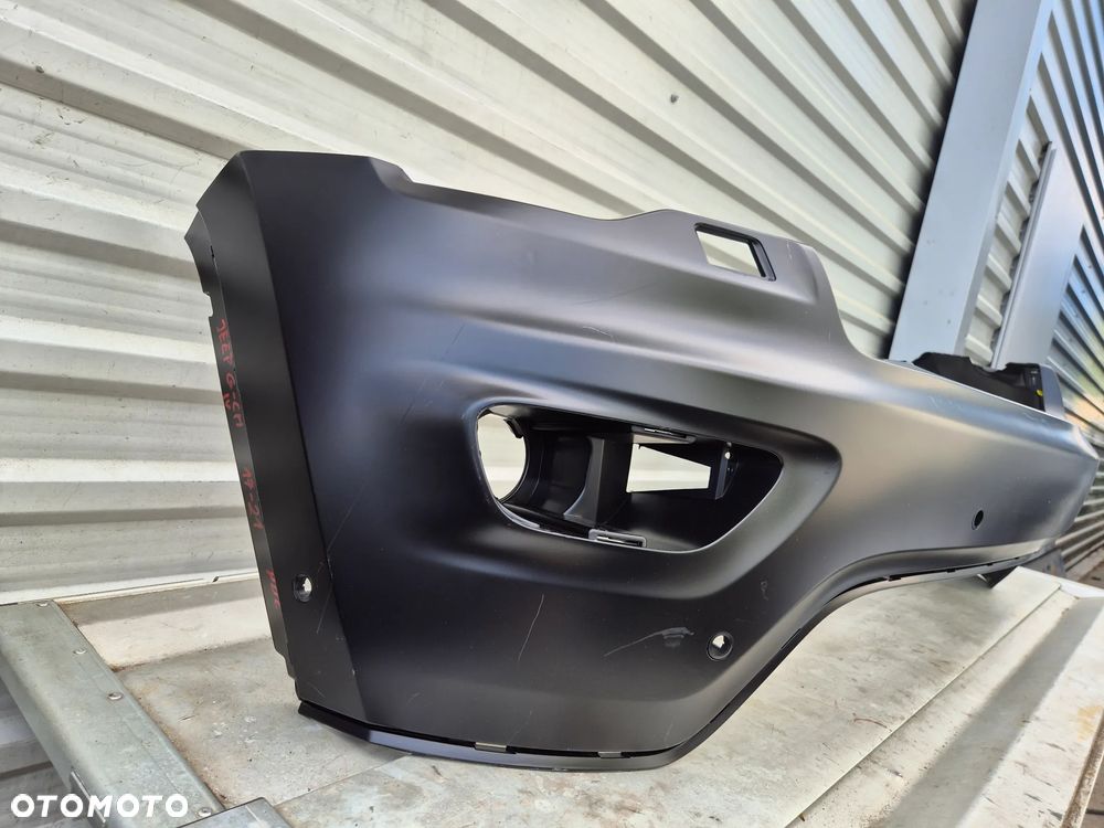 Zderzak przód przedni Jeep Grand Cherokee WK 17- 5X19TRMAA 68334921AA - 3