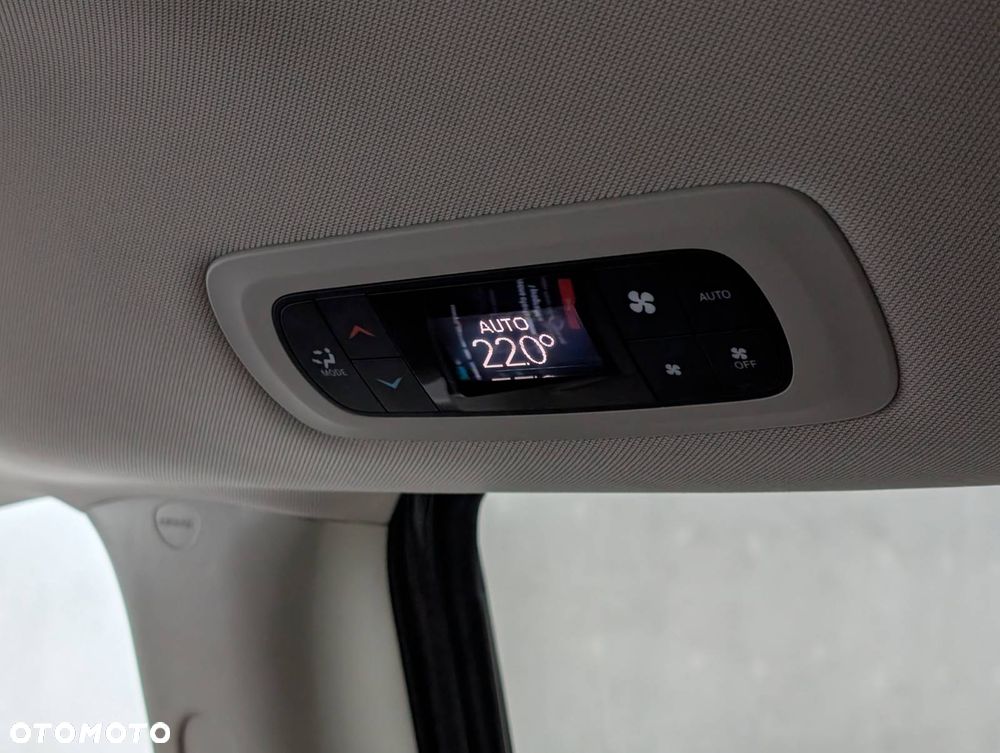 Chrysler Pacifica - 23