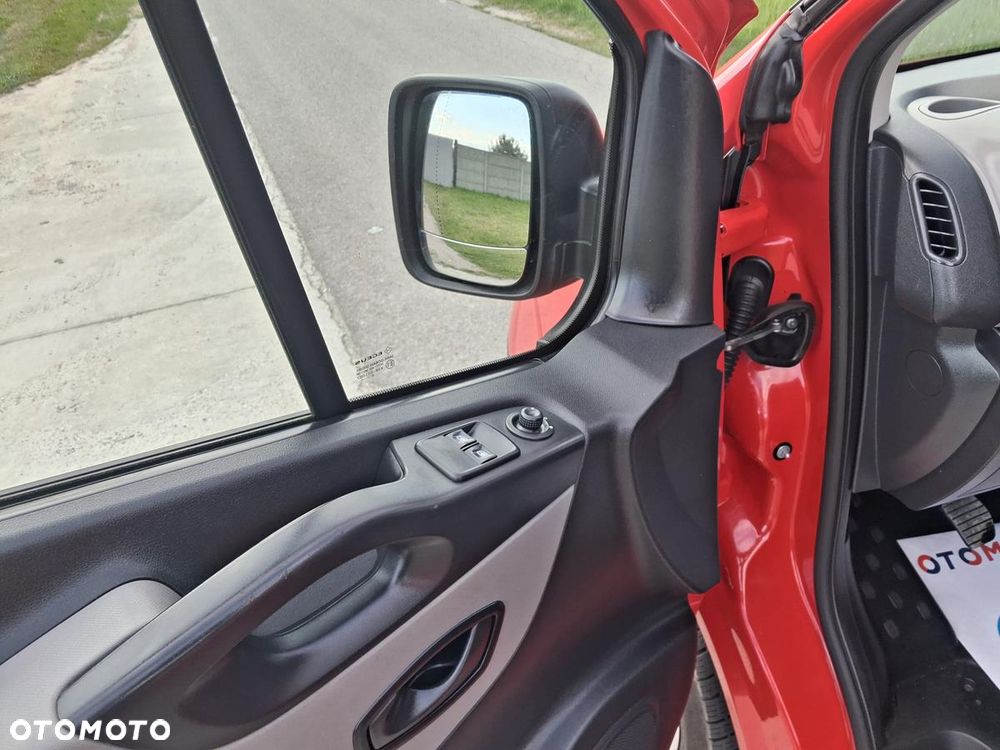 Renault Trafic - 14