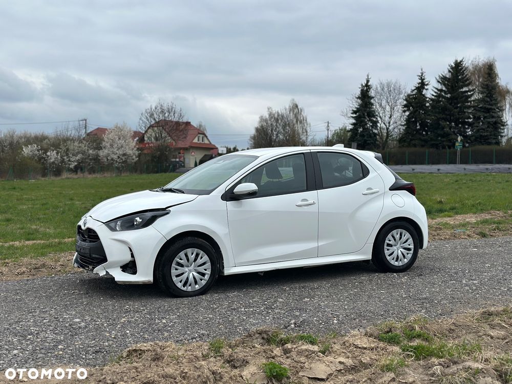 Toyota Yaris - 17