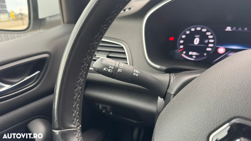 Renault Megane BLUE dCi Intens - 27
