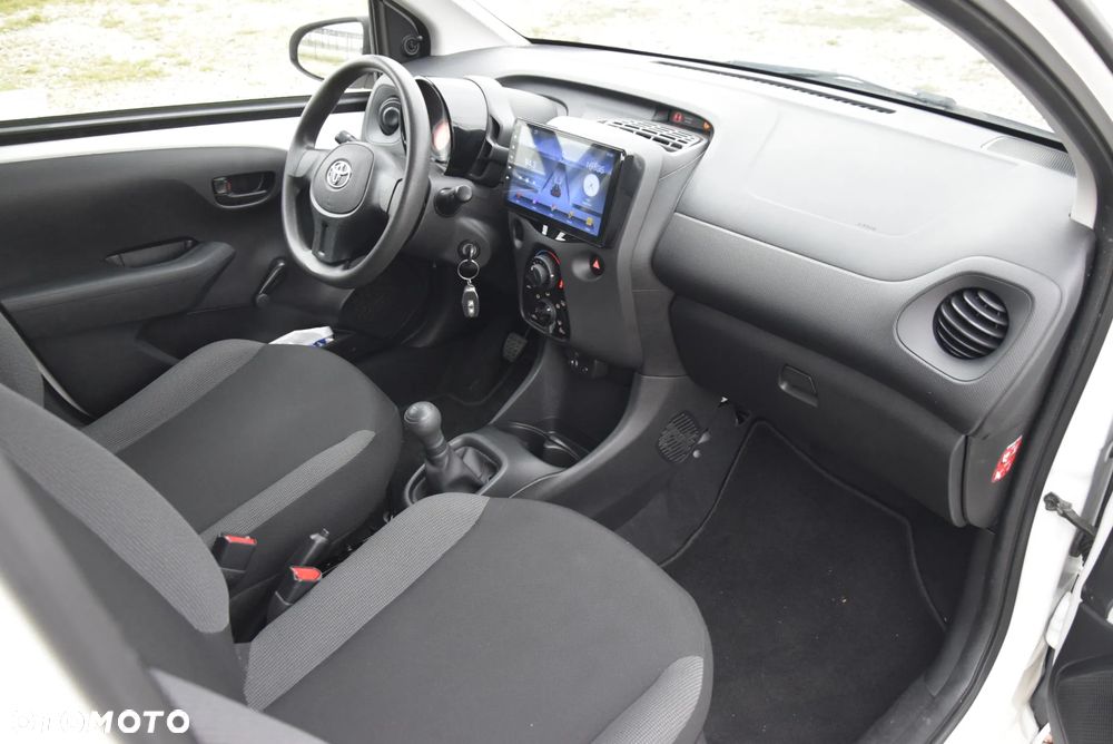 Toyota Aygo - 16