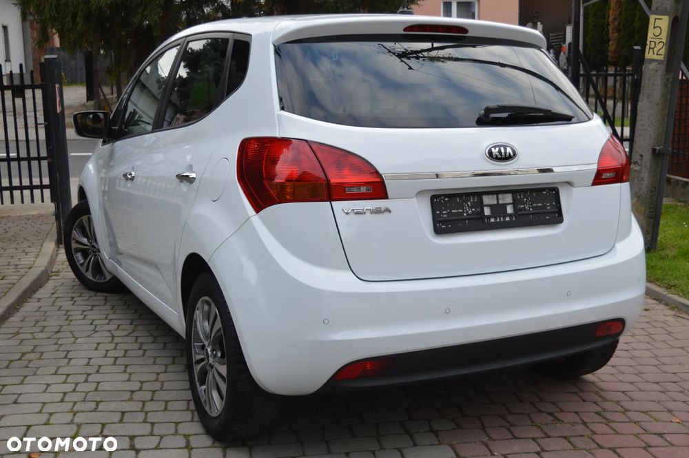 Kia Venga 1.4 CVVT Titanium Collection - 18