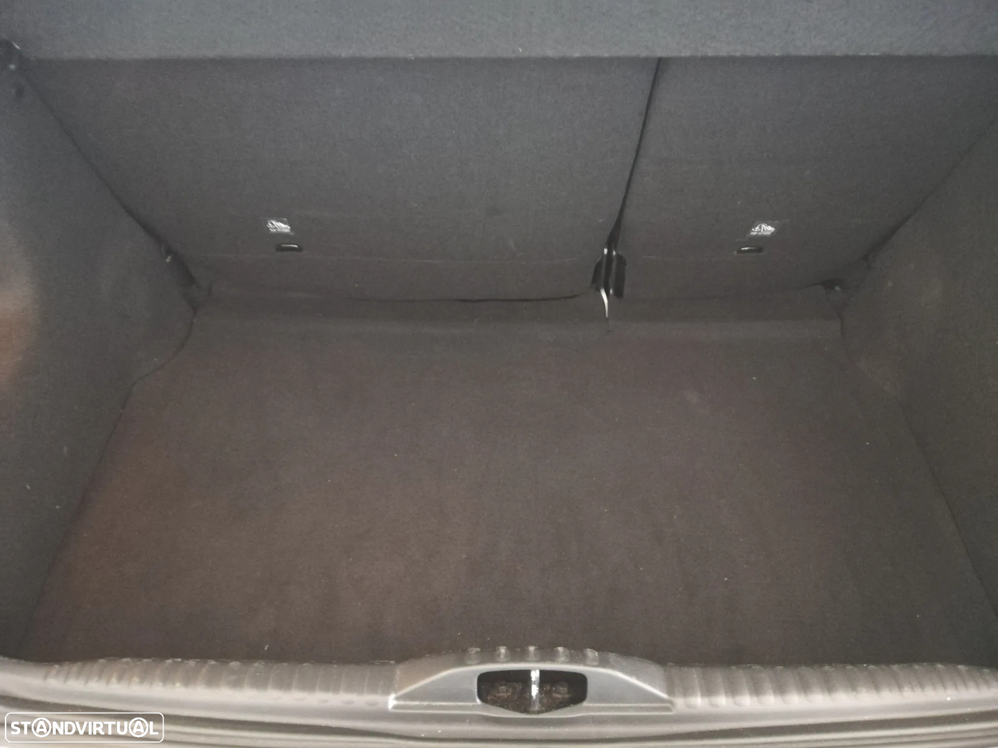 Citroën C3 1.5 BlueHDi C-Series - 19