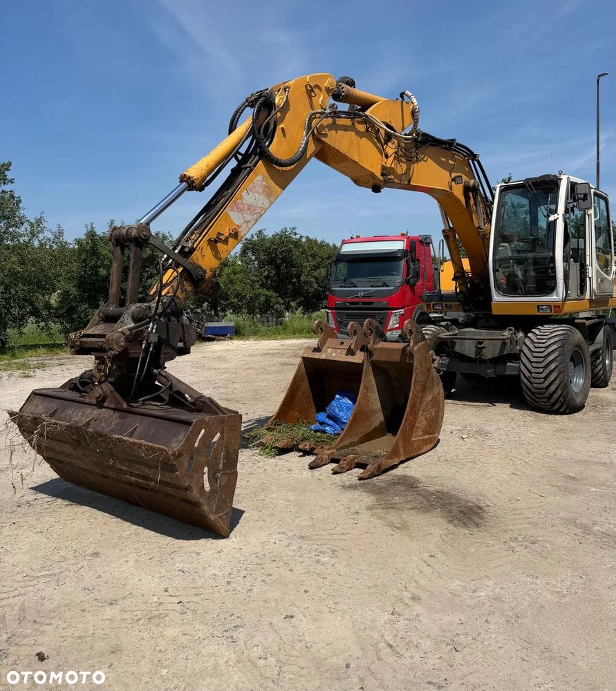 Liebherr A900C Litronic - 12