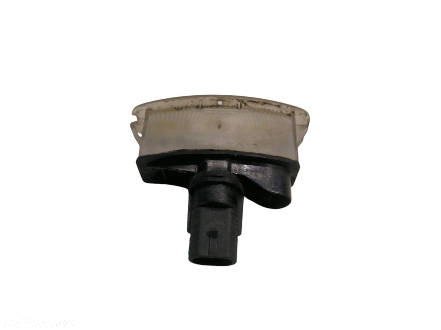 LAMPKA TABLICY REJESTRACYJNEJ NISSAN MICRA K12 1 - 2
