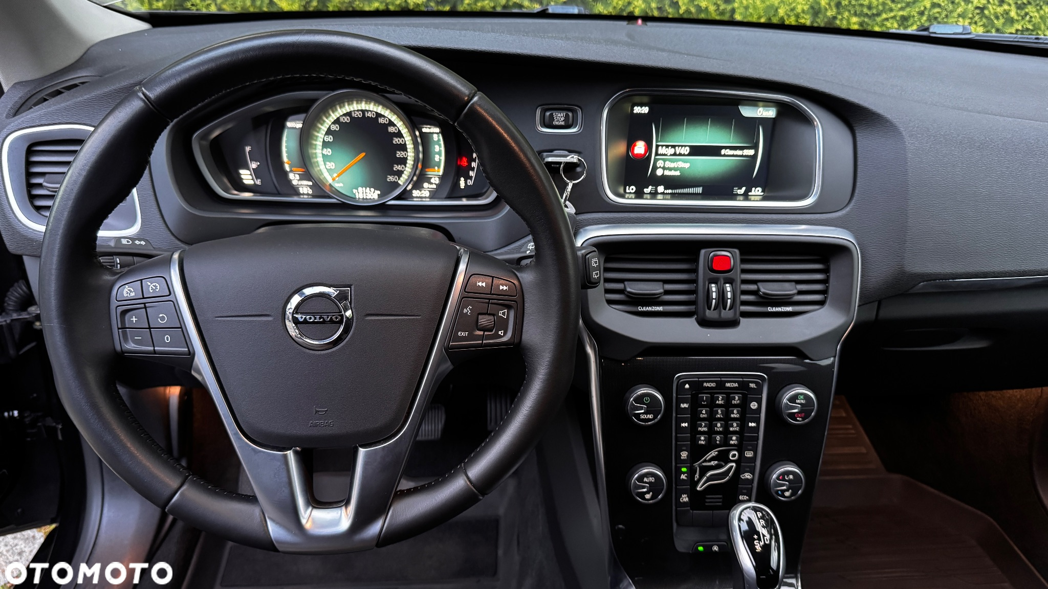 Volvo V40 D4 Geartronic Summum - 8