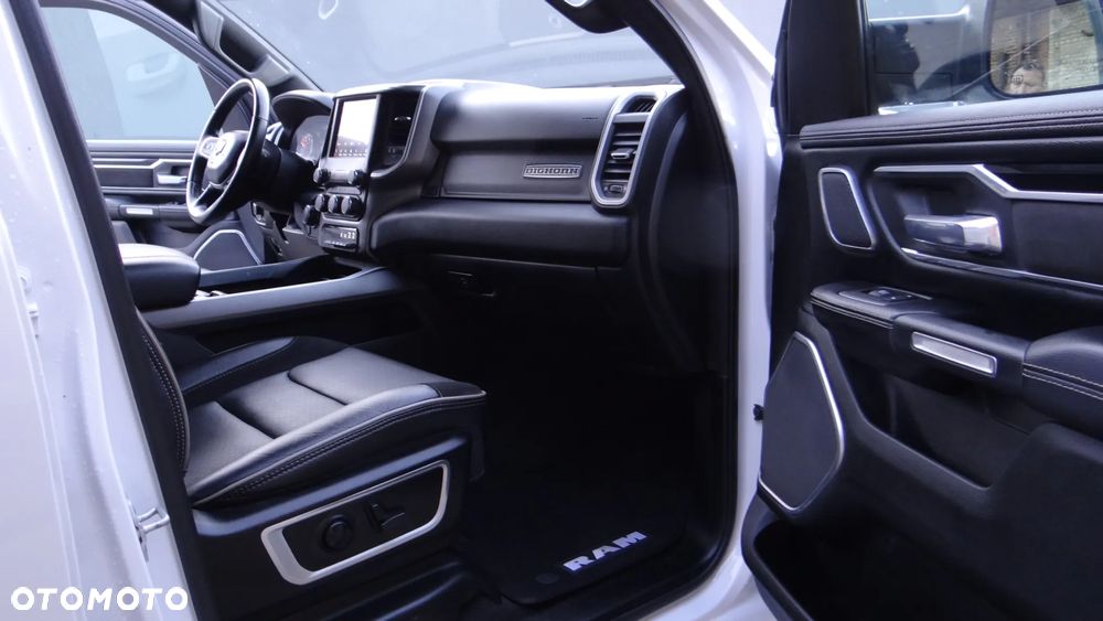 Dodge RAM 1500 5.7 4x4 - 11