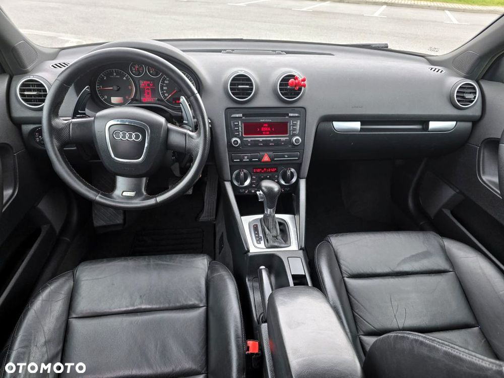 Audi A3 Sportback 2.0 TDI DPF S tronic S line Sportpaket (plus) - 25