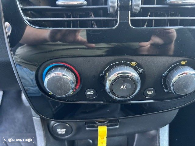 Renault Clio Sport Tourer 0.9 TCE Confort - 8
