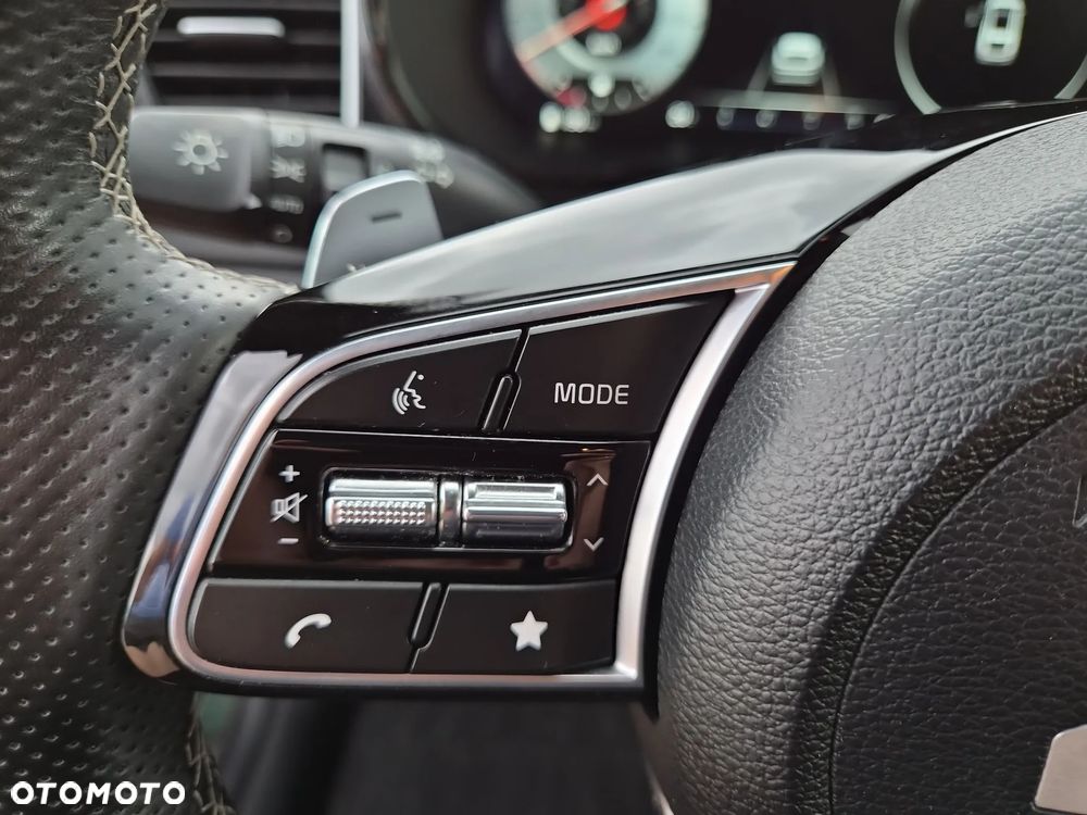 Kia ProCeed 1.5 T-GDI GT Line DCT - 17