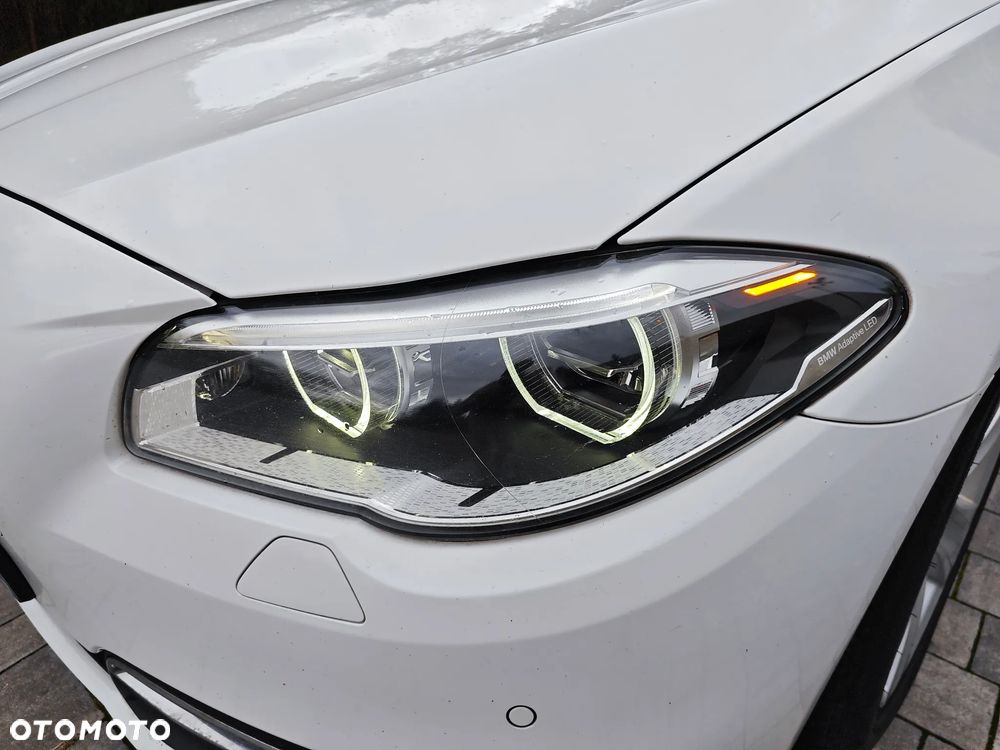 BMW Seria 5 520d xDrive Luxury Line - 36