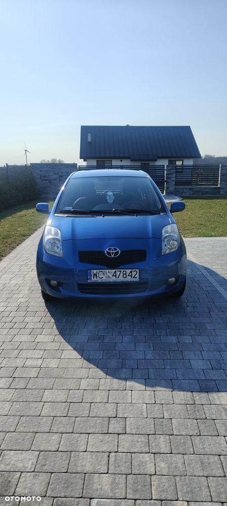 Toyota Yaris 1.4 D-4D Sol MM - 15