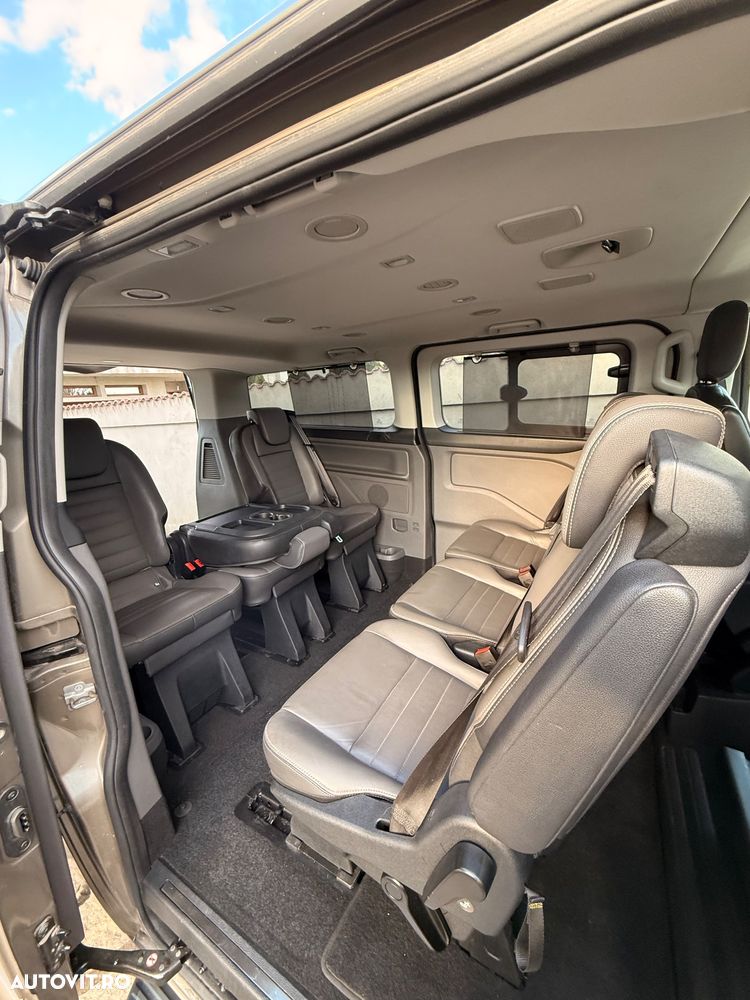 Ford Tourneo Custom - 18