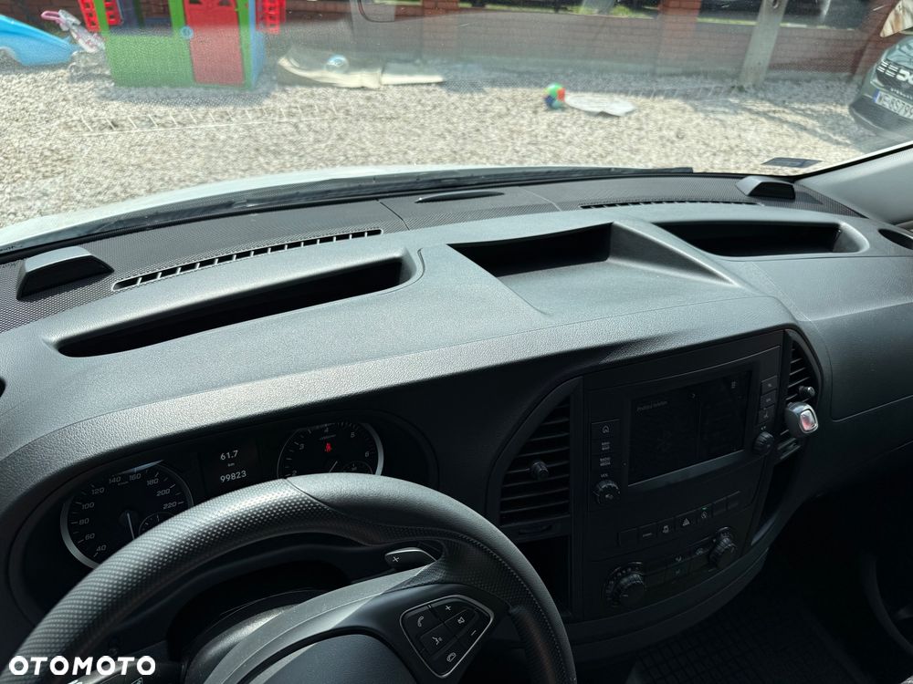 Mercedes-Benz VITO - 25