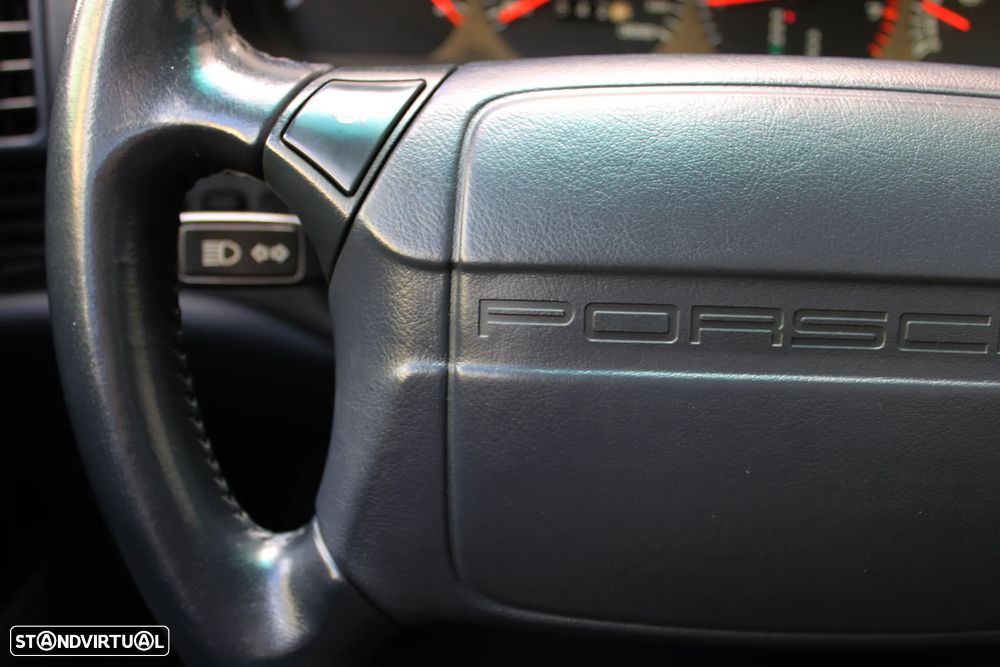 Porsche 968 - 34