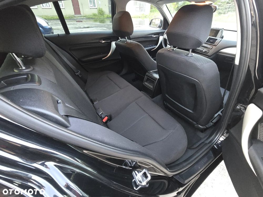 BMW Seria 1 116i - 8