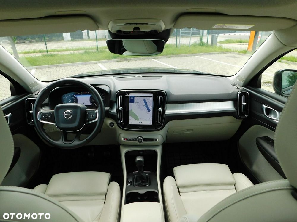 Volvo XC 40 D3 Momentum Pro - 7