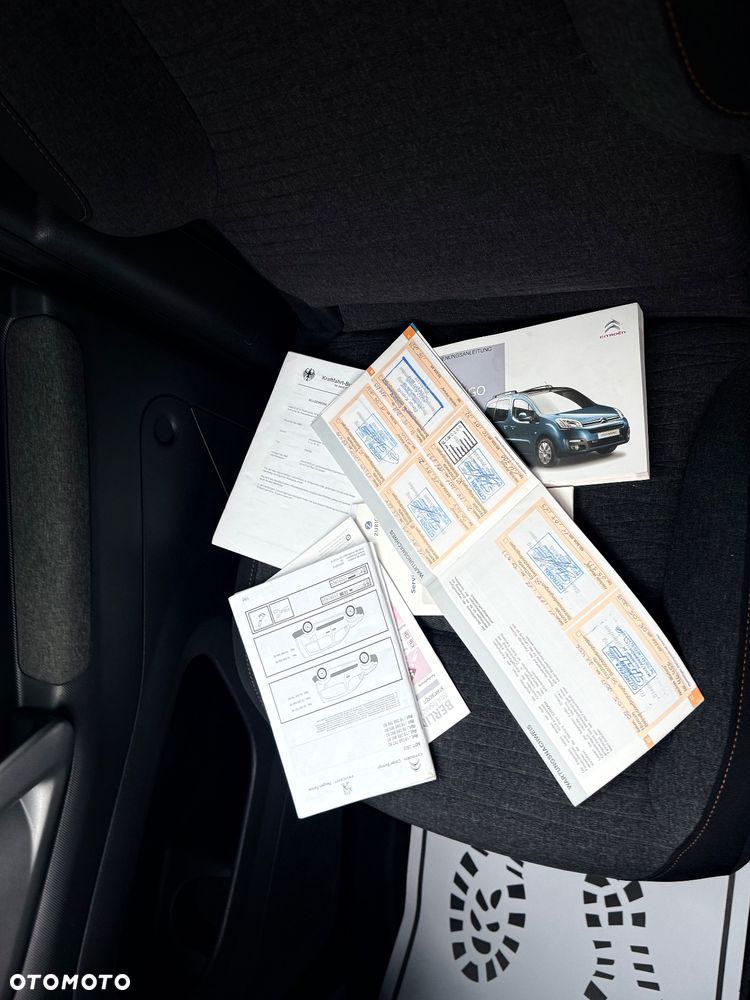 Citroën Berlingo Multispace BlueHDi 120 S&S 90 Jahre - 17