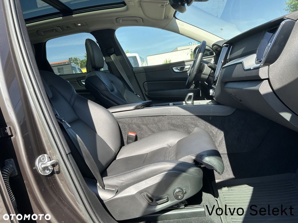 Volvo XC 60 - 24